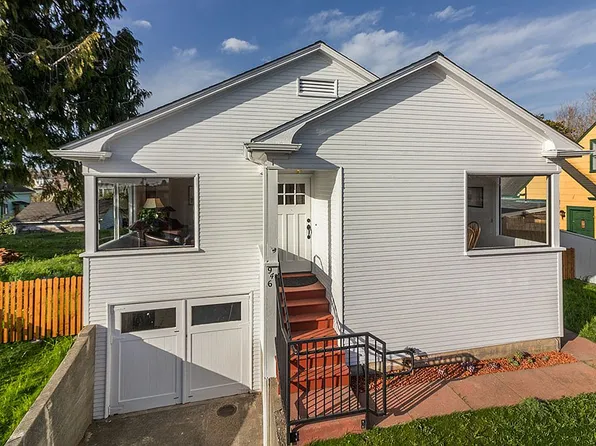 946 10th St, Arcata, CA 95521