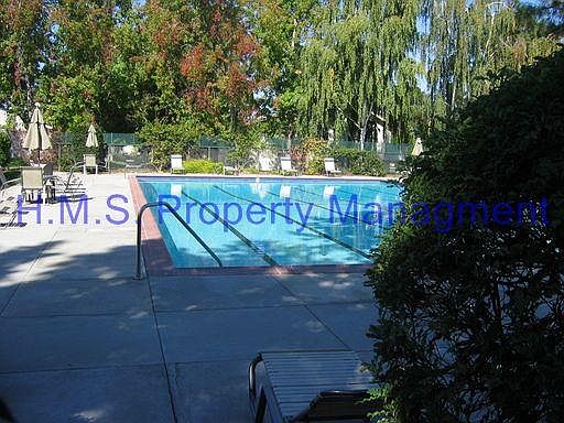 5th image of 20195 Northglen Sq