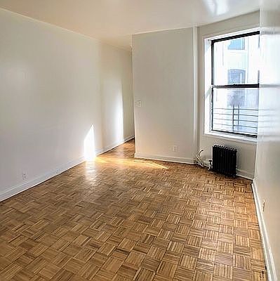 1st image of 1674 E 13th St APT D