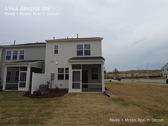 5th image of 4944 Arkose Dr