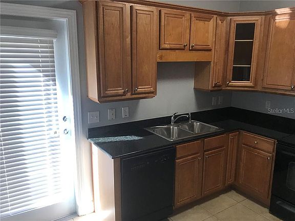 5th image of 307 E New Hampshire St #6-F