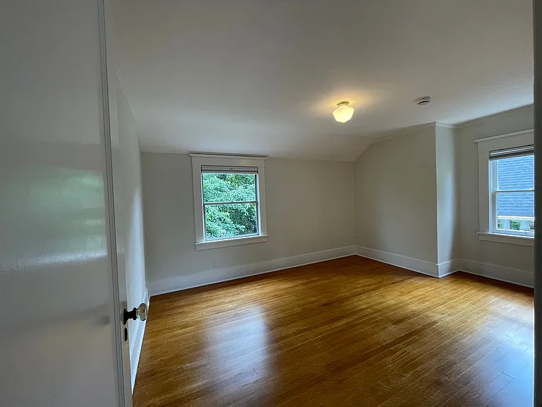2409 NW Raleigh St — Photo 35
