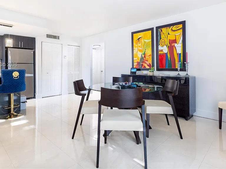 3101 SW 27th Ave #101 — Photo 3