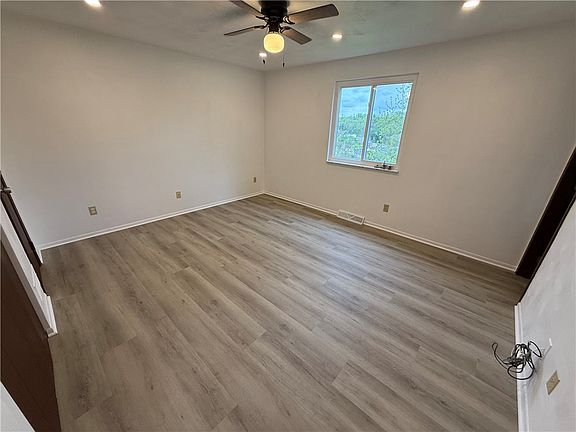 5th image of 106 Palmetto Dr