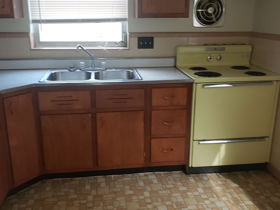 1st image of 3786 Wilmar Dr APT 1