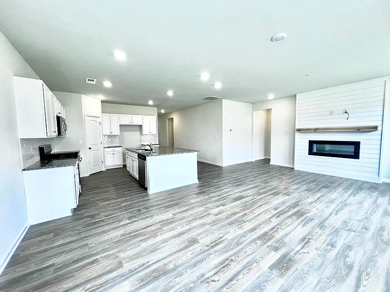 5010 Markfield Ln — Photo 17