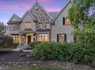 400 Woodale Dr, Kennett Square, PA 19348