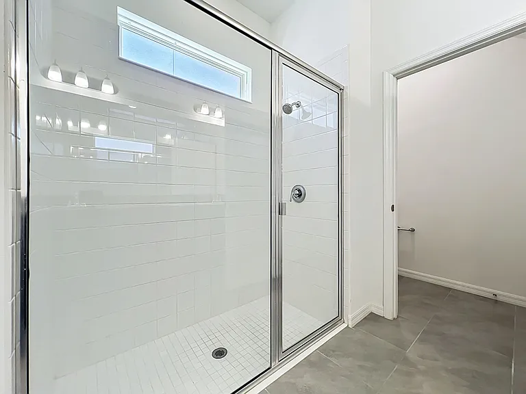 16007 Micelli Dr — Photo 26