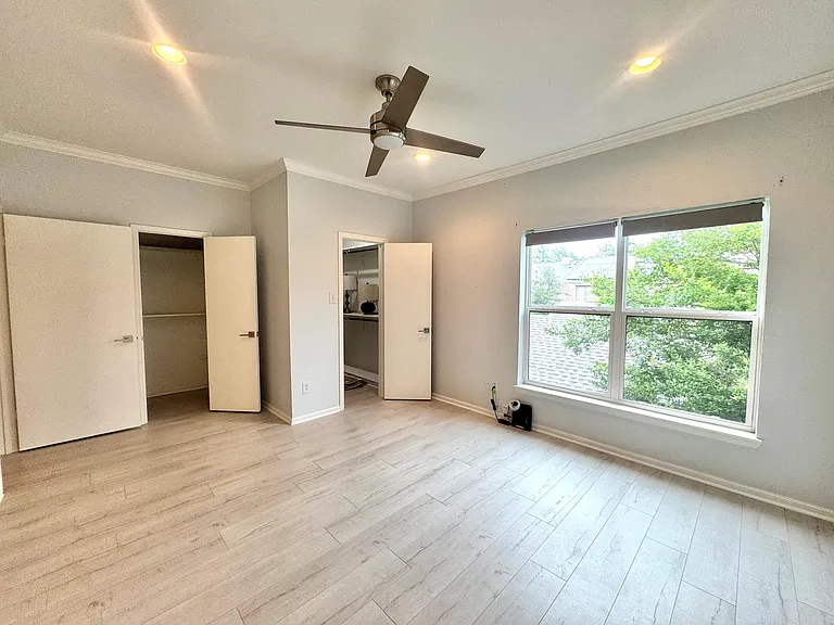 2323 Bering Dr #2 — Photo 37