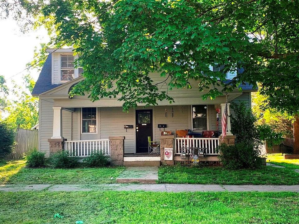 1st image of 903 Vine St