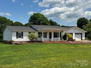 50 Wagner Rd, Taylorsville, NC 28681