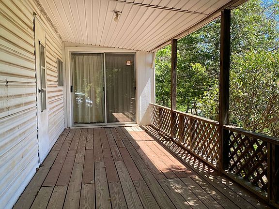 5th image of 1695 Dixie Ln