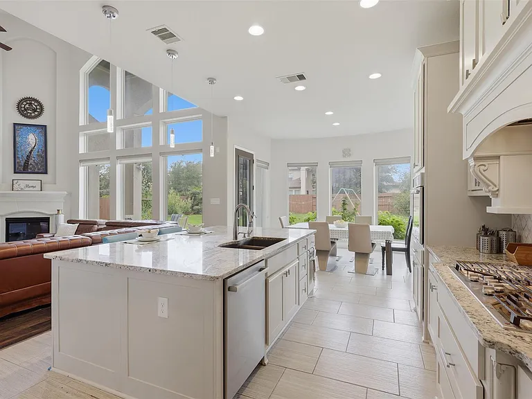 11218 Oudney Ct — Photo 18