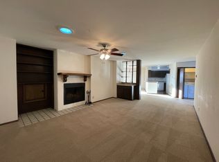 7 Village Pl, White Rock, NM 87547