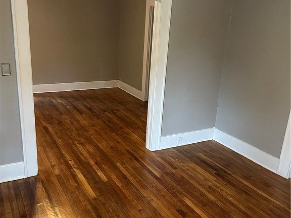 5th image of 1130 E 31st Street