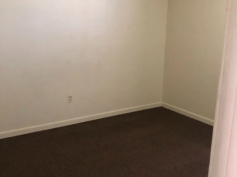 235 Pinecrest Ave #1 — Photo 7