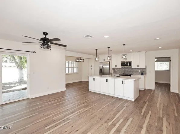 2802 E HILLERY Drive, Phoenix, AZ 85032