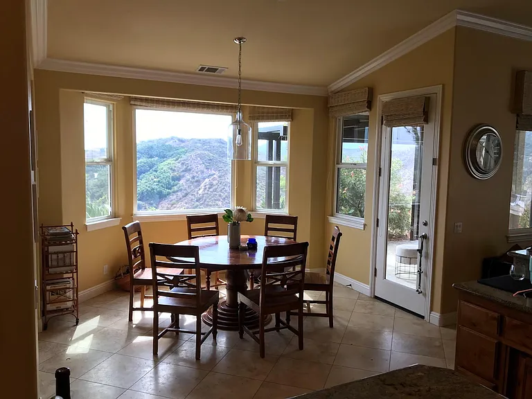 714 Hilbert Dr — Photo 5