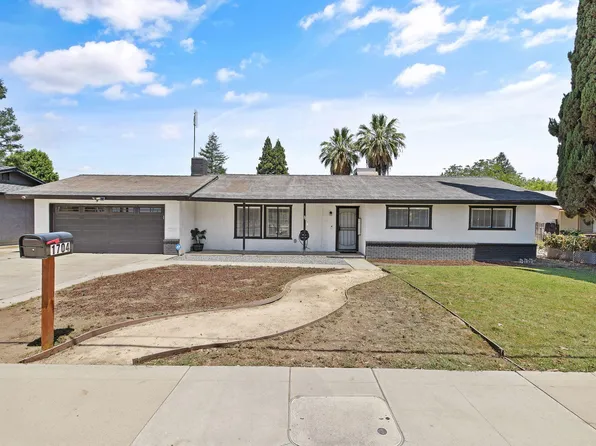 1704 S Santa Fe Street, Visalia, CA 93292