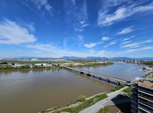 6811 Pearson Way #1202, Richmond, BC V7C 0C3