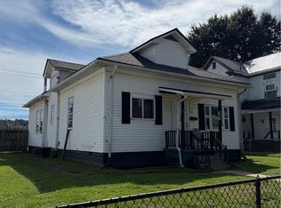 226 9th Ave, South Charleston, WV 25303