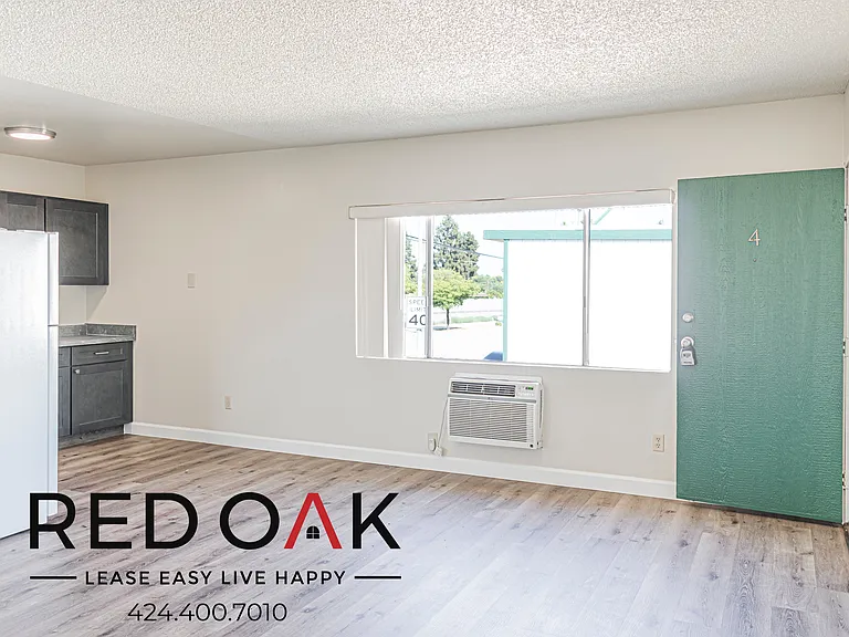 12767 San Fernando Rd #10 — Photo 7