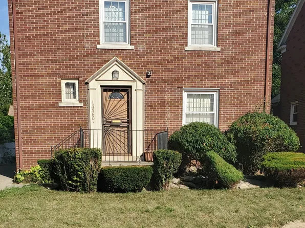 13560 Woodmont Rd, Detroit, MI 48227