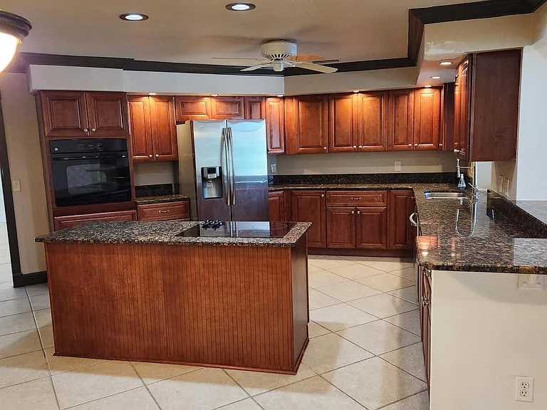Newly renovated Kitchen