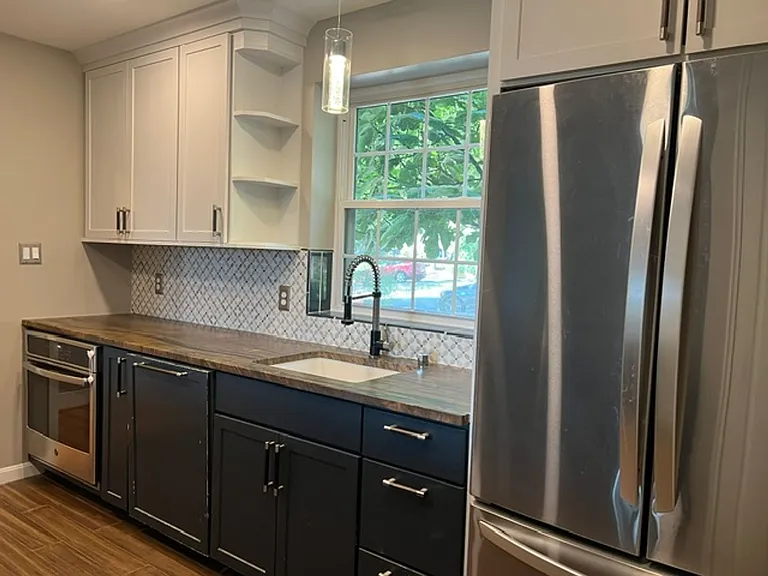 209 Burgess Ave — Photo 8