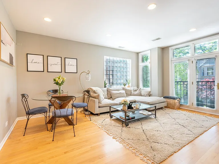 3125 N Clifton Ave #2 — Photo 6