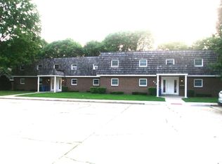 374 Twilight Dr APT 1, Morris, IL 60450