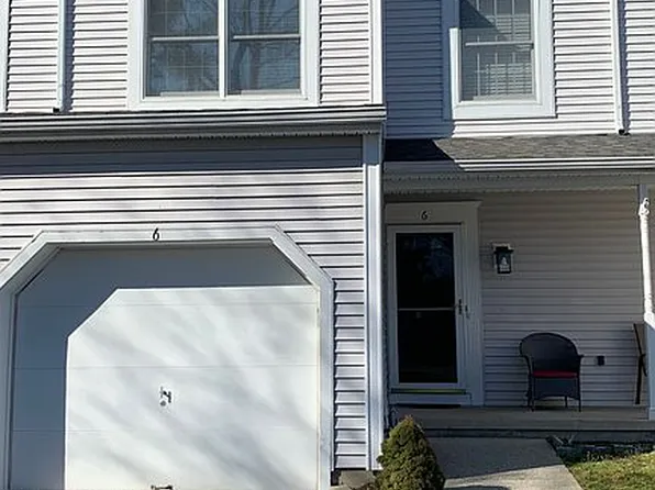 6 Iron Forge Vlg S, Pompton Lakes, NJ 07442