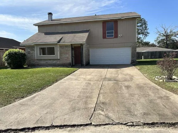 8715 Valley Ledge Dr, Houston, TX 77078