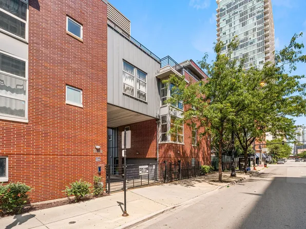 1808 S Michigan Ave APT 35, Chicago, IL 60616