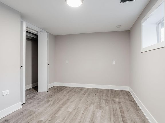 4th image of 1615 W Highland Ave #G