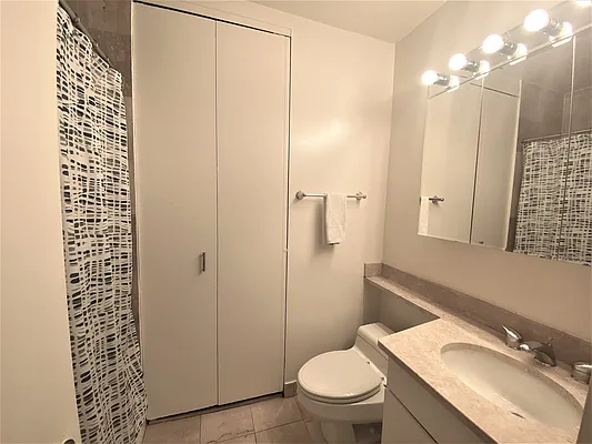 Rented by Douglas Elliman | media 24