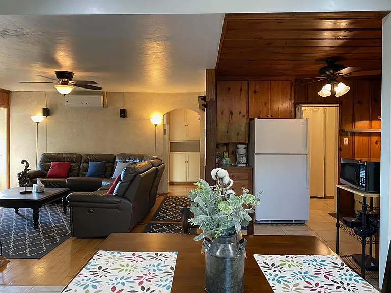 4130 Merritt Blvd — Photo 8