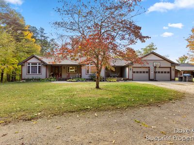 369 N Payne Lake Rd, Wayland, MI, 49348