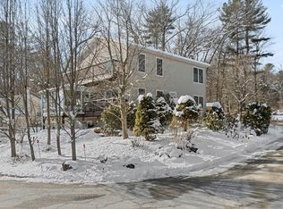5 Glen Echo Shore Rd, Charlton, MA 01507