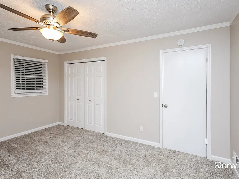 3901 Hanover Ct — Photo 12