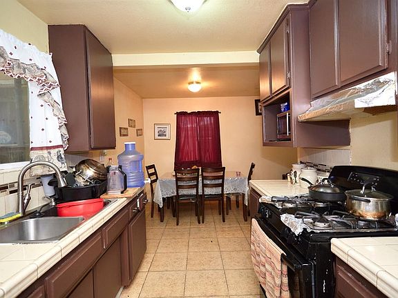 5th image of 15019 Tatum Ct