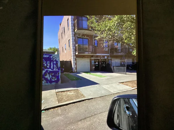 33-44 105th St #3, Corona, NY 11368