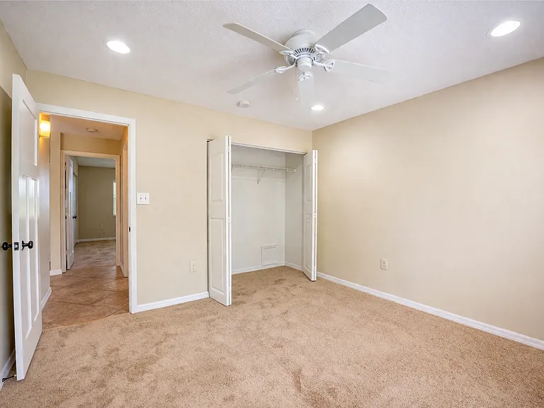 Casa Corsicana Apartments — Photo 9