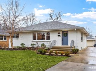 957 S Prospect Ave, Elmhurst, IL 60126