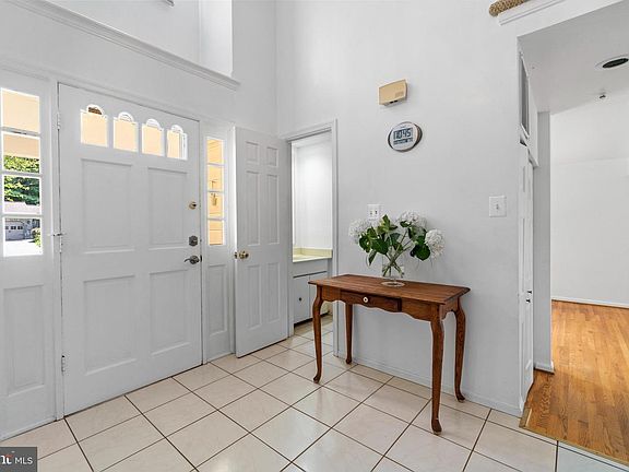 4th image of 12412 Willow Green Ct