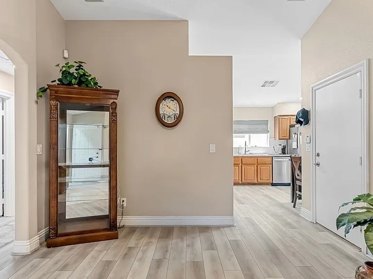 2843 China Cove St — Photo 7