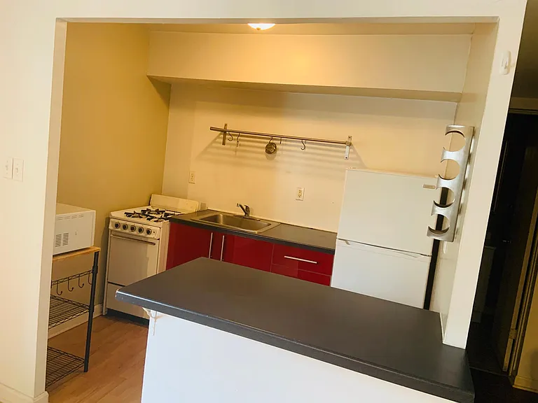 57 Barry St #3 — Photo 2
