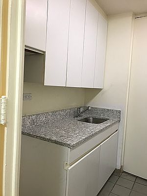 5th image of 300 E 40th St APT 12H