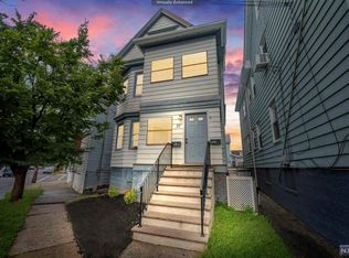 37 Prospect St, Bloomfield, NJ 07003