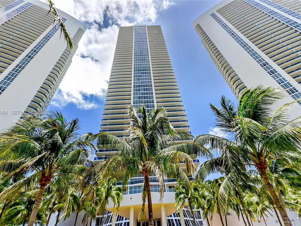 1830 S Ocean Dr #3804